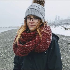 Meet your Posher, Sam